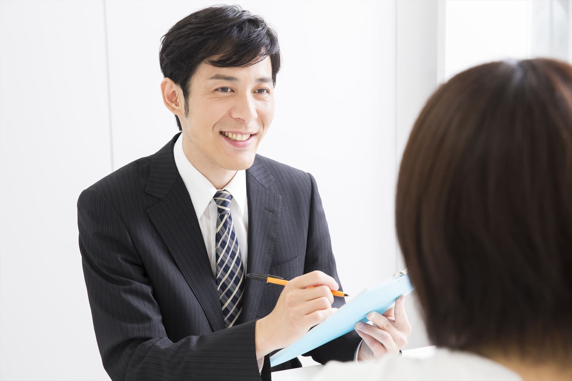 落ち着いた空間で始まるご相談の時間